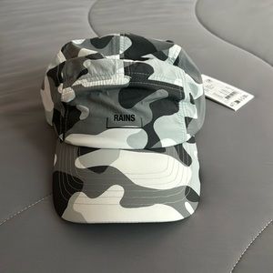 Rains Garment Hat, Camo, Adjustable, NEW with tags